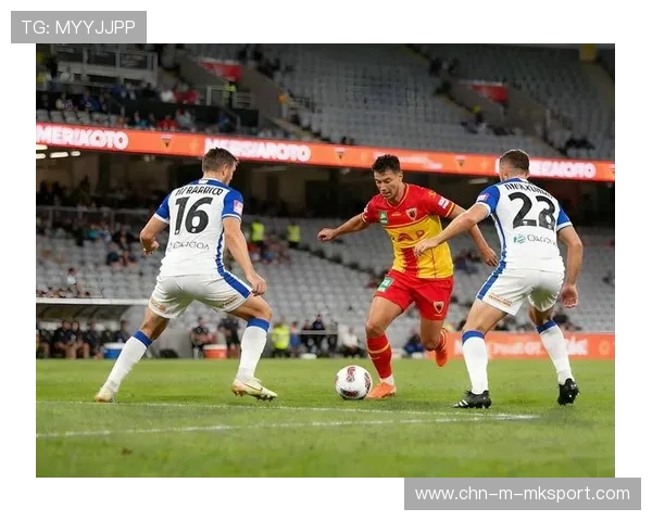 利物浦控球与冲击并存，比赛节奏牢牢掌控的现代足球叙事