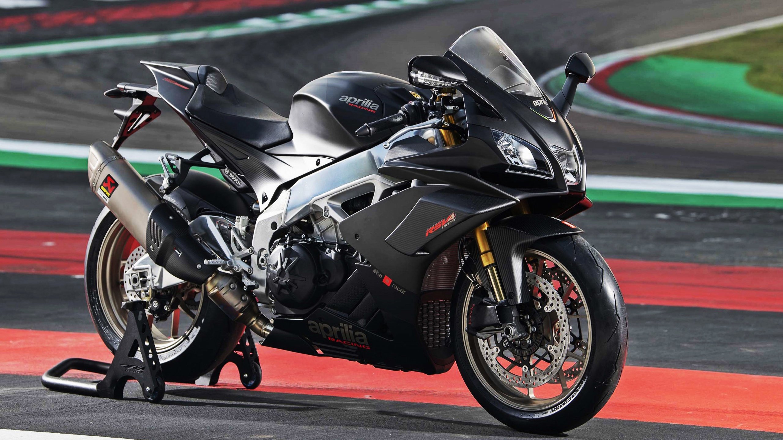 2026年世界杯比赛将采用全景直播技术，球迷身临其境，2026年世界杯球场巡礼