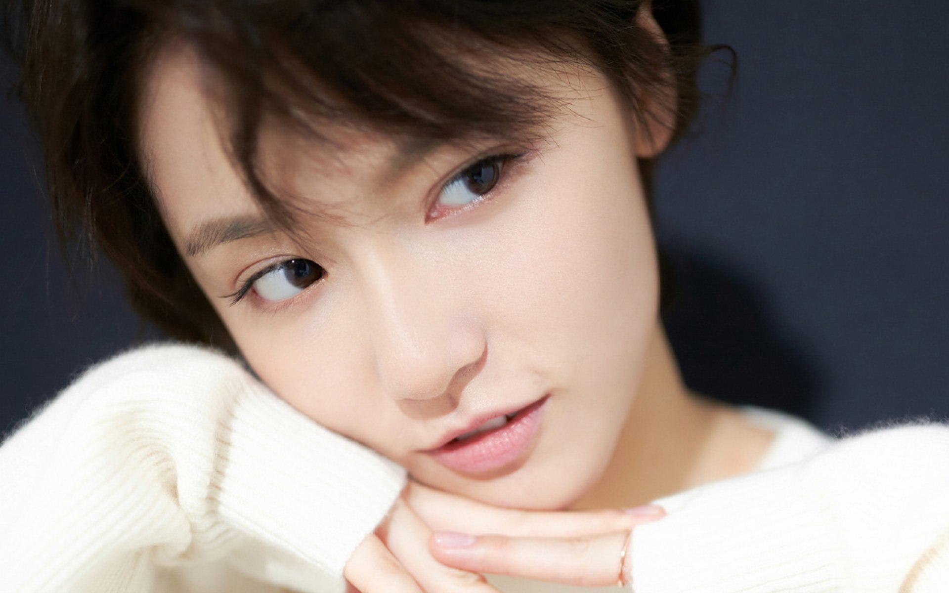 “伊万·戈梅斯:阿根廷美洲狮队的硬汉之选,全面防守与攻击兼备”